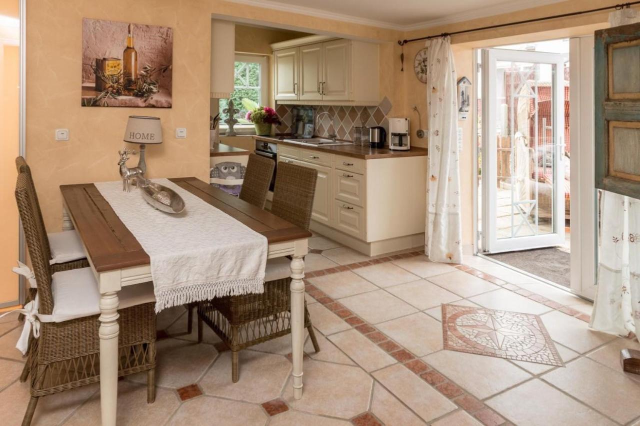 שרבאוץ Altes Strandhus Casa Meeresbrise מראה חיצוני תמונה